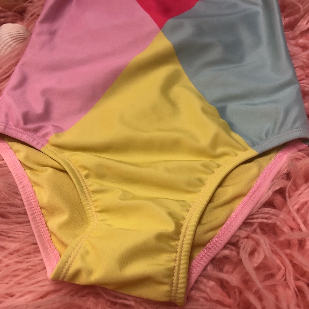Halter One Piece 3T - Picture 4 of 4